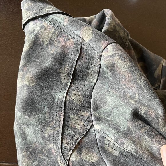 Marrakech Marni Scuba Moto Jacket in Antique Faded Floral - Large - Picture 3 of 11